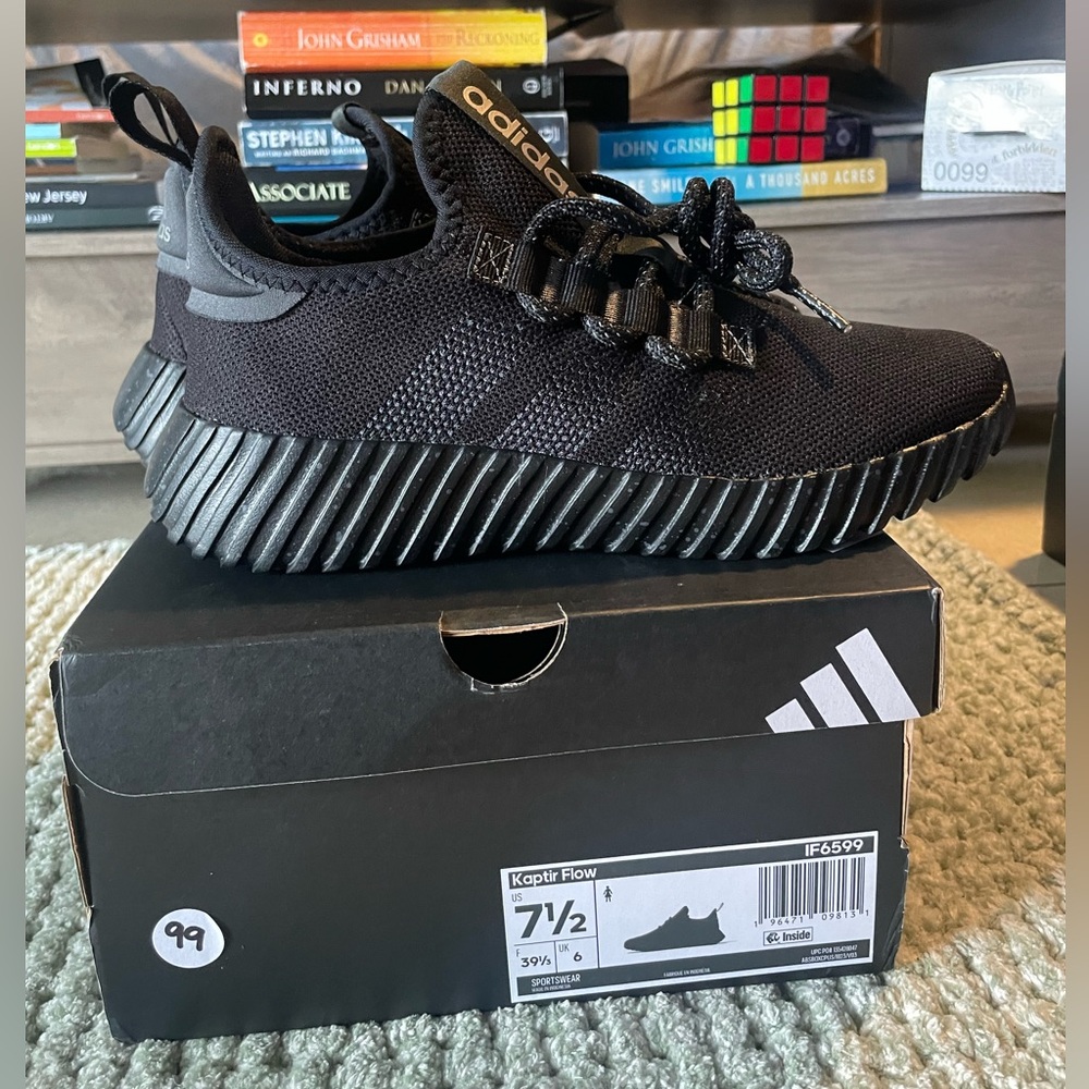 Adidas Kaptir Flow US 7.5 Women Triple Black